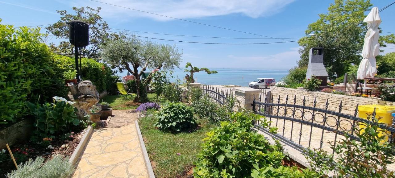 Romantic Apartment For Two On The Sea Zambratija  Eksteriør billede